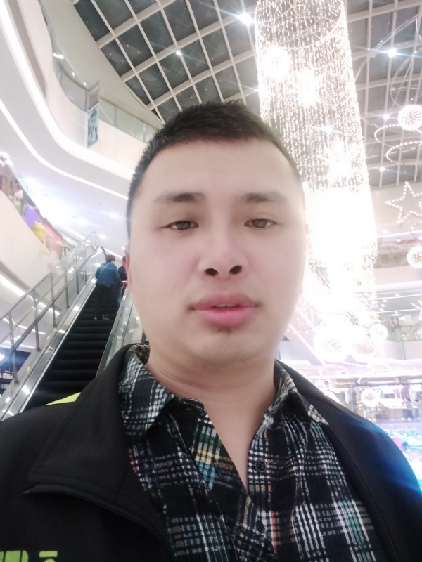 小胖的第一张照片--武汉相亲服务中心