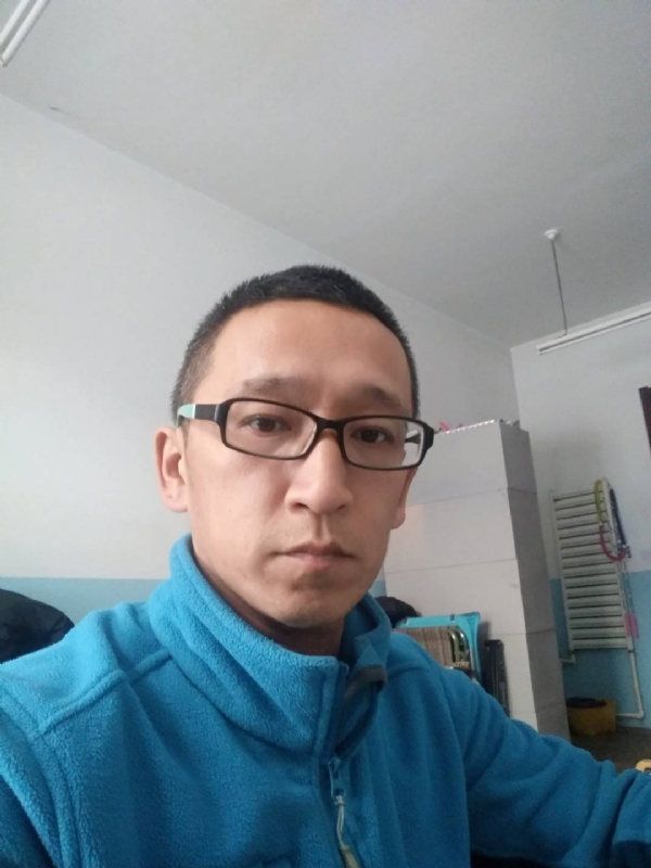 晓峰的第三张照片--武汉相亲服务中心