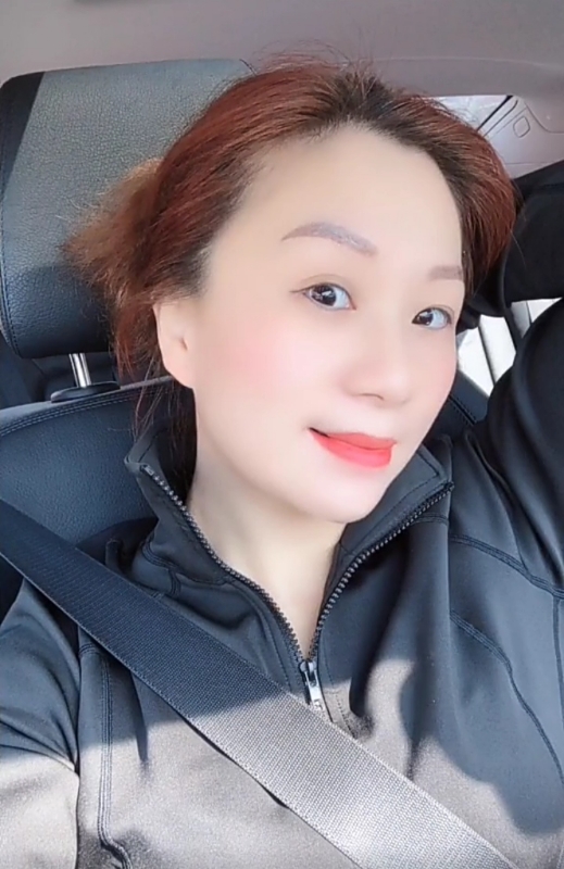 张文欣的第一张照片--武汉相亲服务中心