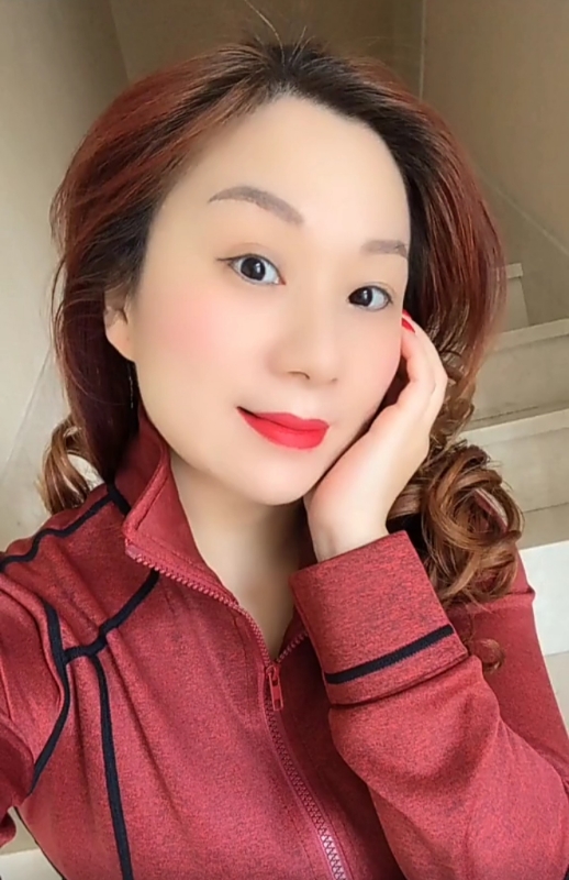 张文欣的第四张照片--武汉相亲服务中心