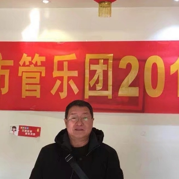 大地神鹰的第一张照片--武汉相亲服务中心
