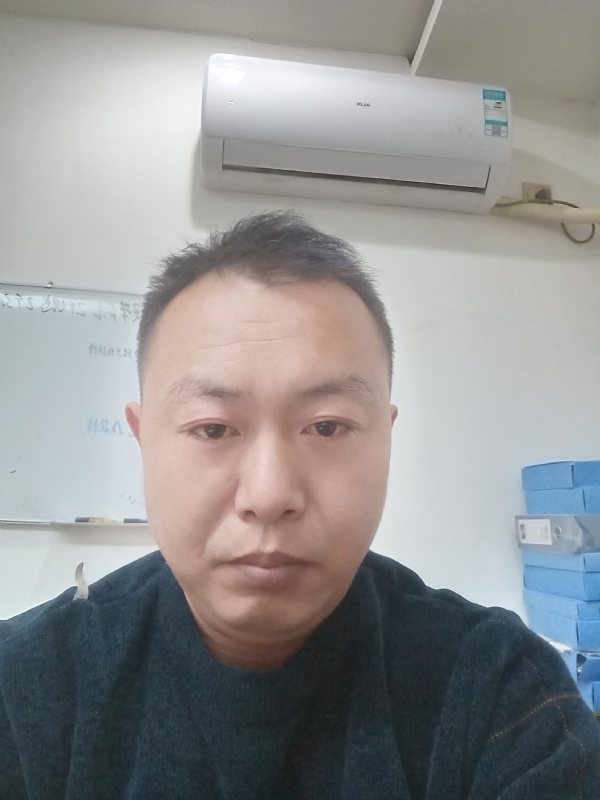 寻找另一半的第二张照片--武汉相亲服务中心