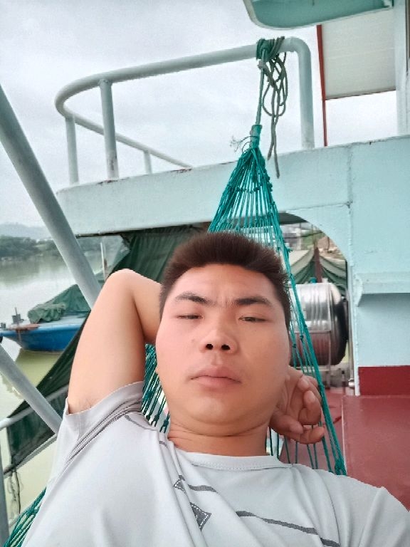 小哥哥的第一张照片--武汉相亲服务中心