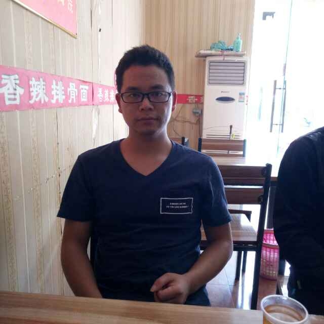 会哭的星星的第一张照片--武汉相亲服务中心