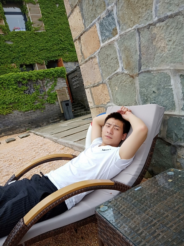 真心寻找另一半的第一张照片--武汉相亲服务中心