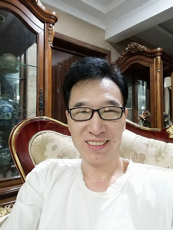 我在这里的第一张照片--武汉相亲服务中心