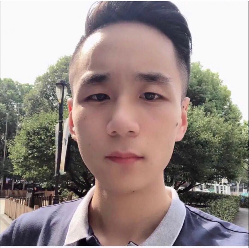 期待八月的雨的第一张照片--武汉相亲服务中心