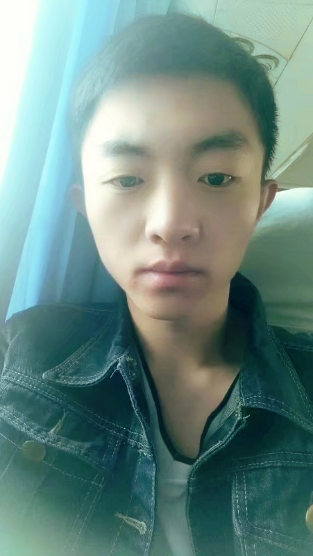 小手冰凉的第一张照片--武汉相亲服务中心