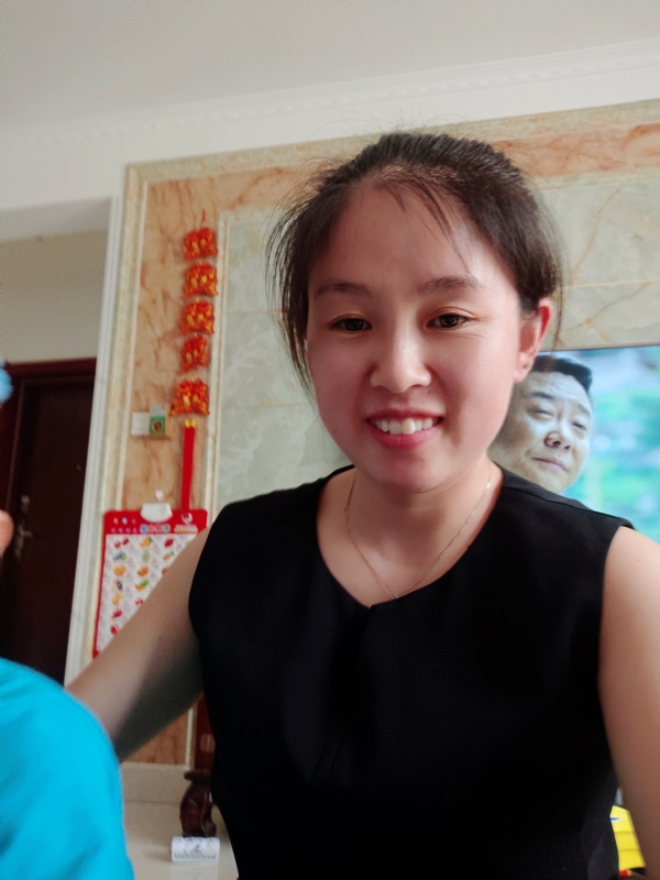 睿智的第一张照片--武汉相亲服务中心