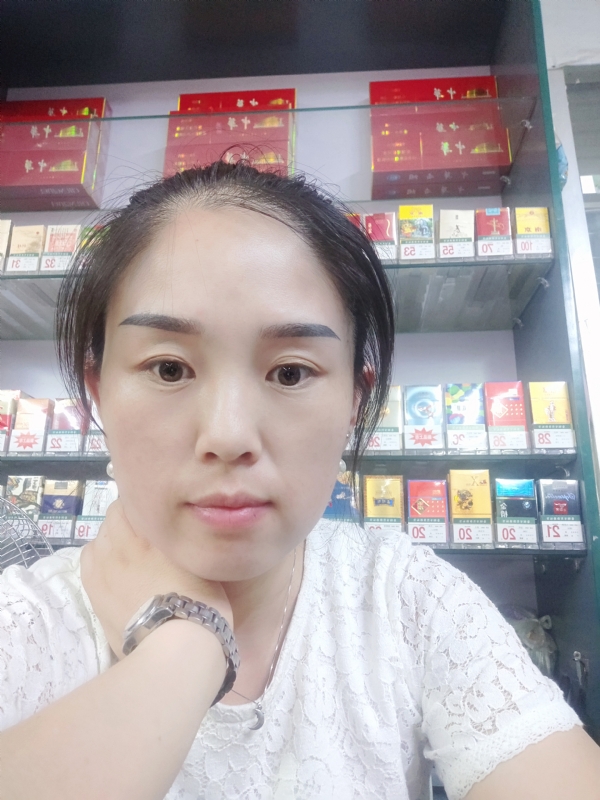 睿智的第二张照片--武汉相亲服务中心
