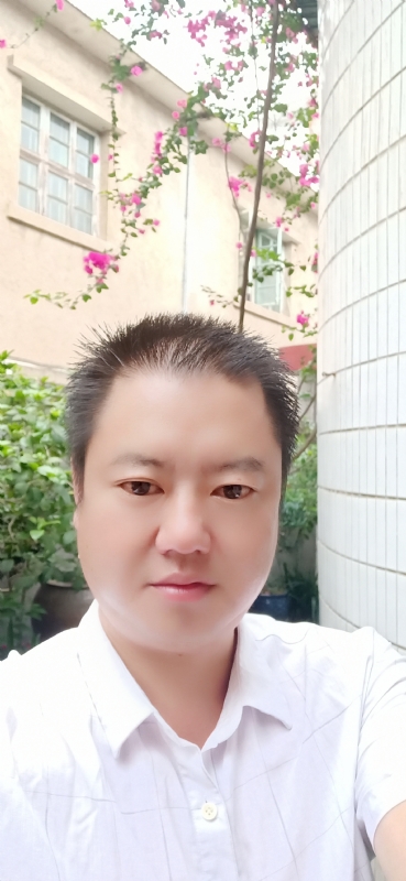 陈欢翔的第一张照片--武汉相亲服务中心