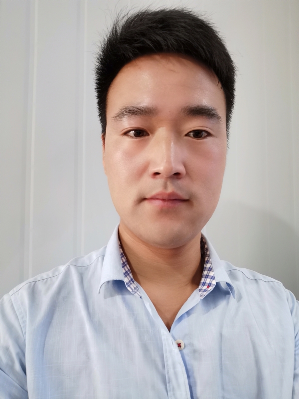 诗和远方的第一张照片--武汉相亲服务中心