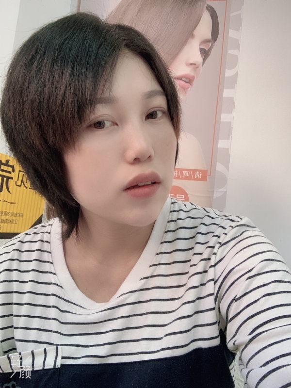 寻找爱情的第一张照片--武汉相亲服务中心