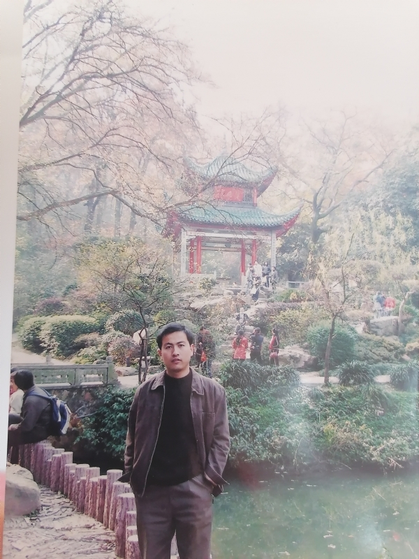 沧海一粟的第二张照片--武汉相亲服务中心