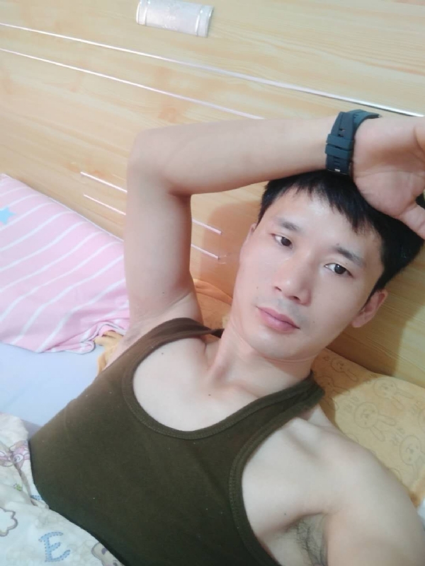 平凡之路的第一张照片--武汉相亲服务中心