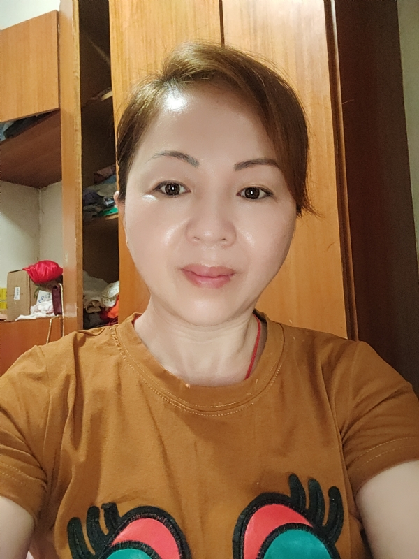 醉红颜的第一张照片--武汉相亲服务中心