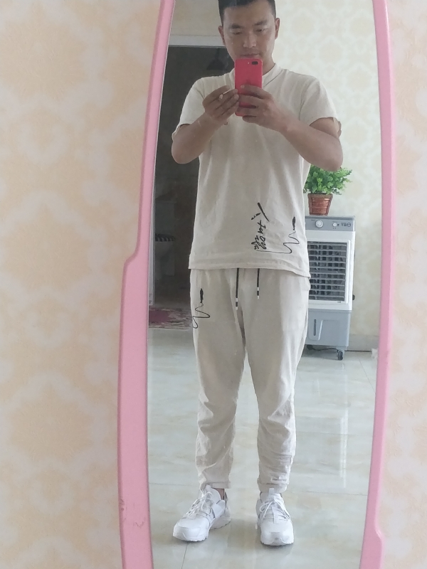 一天一根烟的第一张照片--武汉相亲服务中心