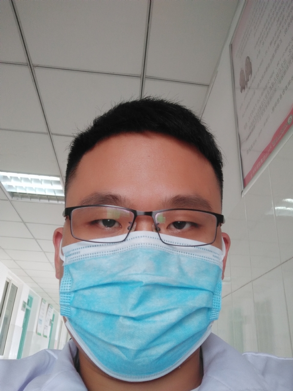 风轻云淡的第一张照片--武汉相亲服务中心