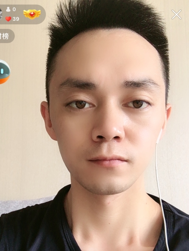 游爽的第一张照片--武汉相亲服务中心