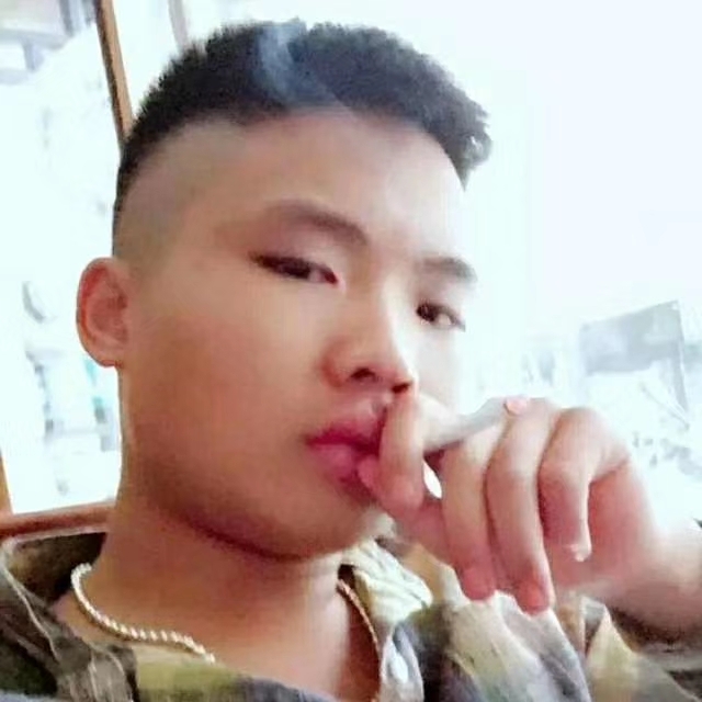 比比曾_的第一张照片--武汉相亲服务中心