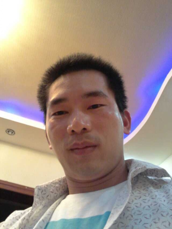 你好呀的第一张照片--武汉相亲服务中心
