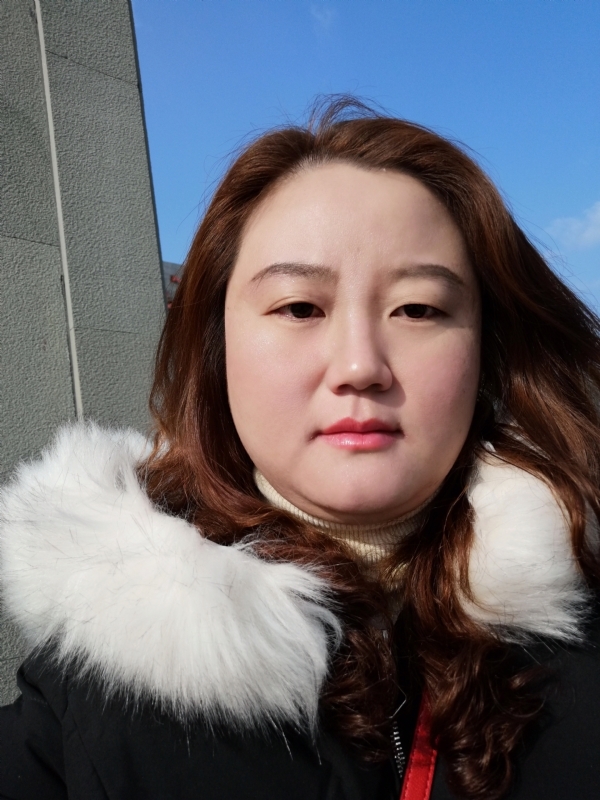 李清的第一张照片--武汉相亲服务中心