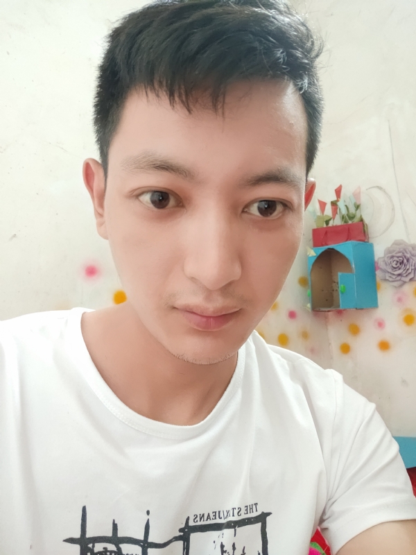 孙裕佳的第二张照片--武汉相亲服务中心