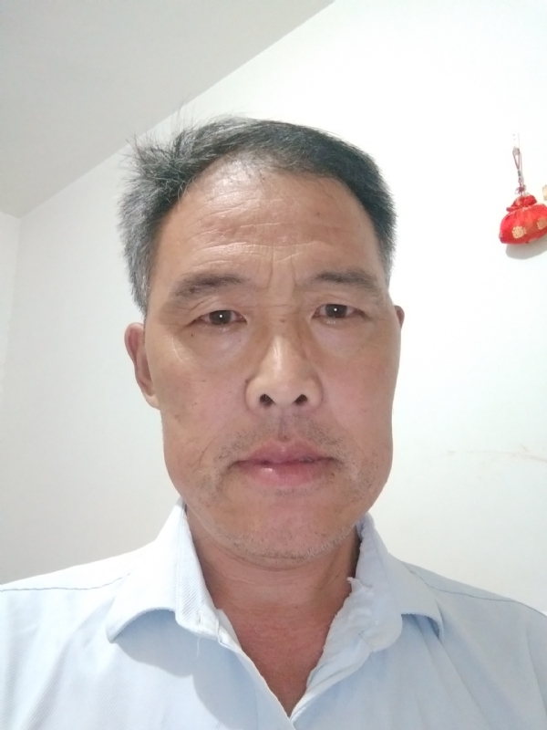 邹学辉的第三张照片--武汉相亲服务中心