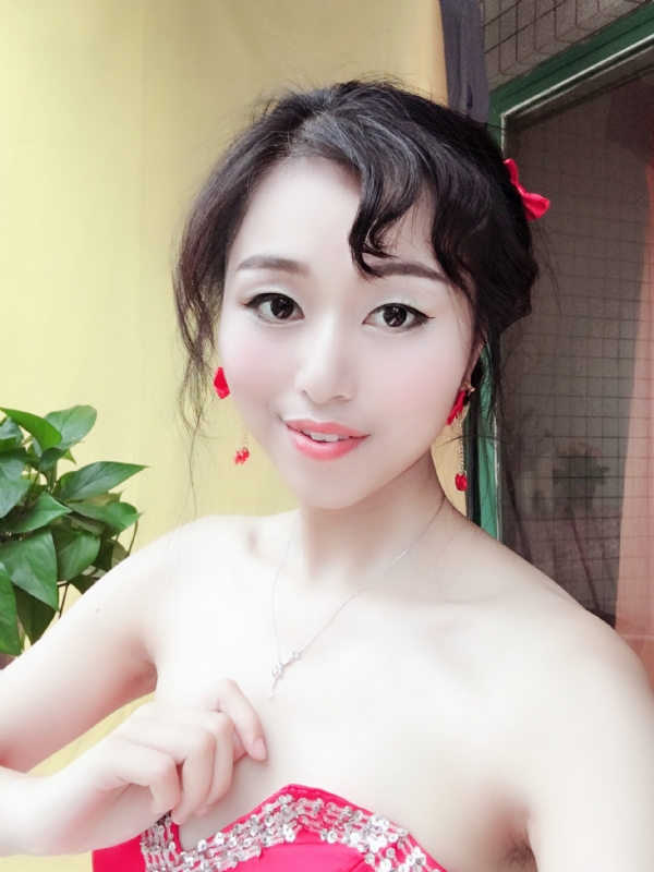 薇薇的第二张照片--武汉相亲服务中心