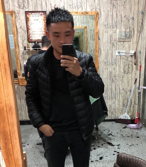知足常乐的第一张照片--武汉相亲服务中心