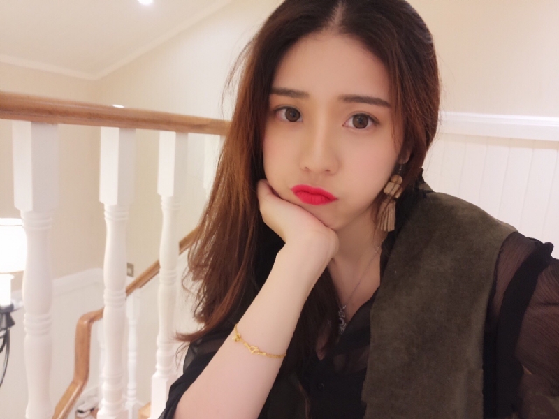 陈怡的第一张照片--武汉相亲服务中心
