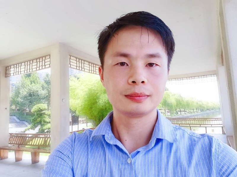 小艾同学的第一张照片--武汉相亲服务中心