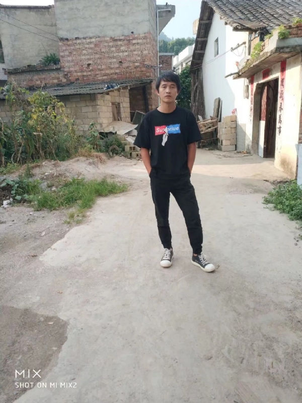 活活该的第一张照片--武汉相亲服务中心