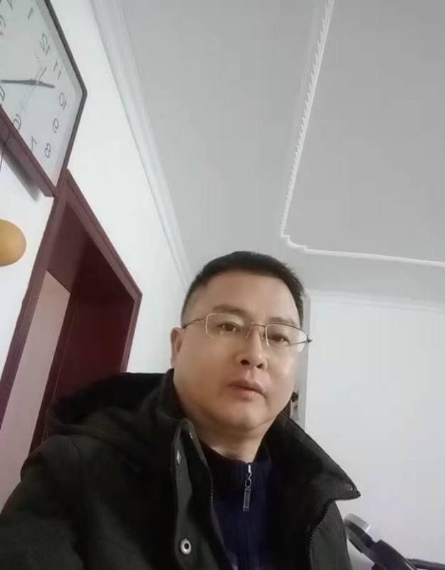 想牵你的手的第一张照片--武汉相亲服务中心