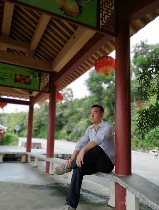 莋个俗人的第一张照片--武汉相亲服务中心