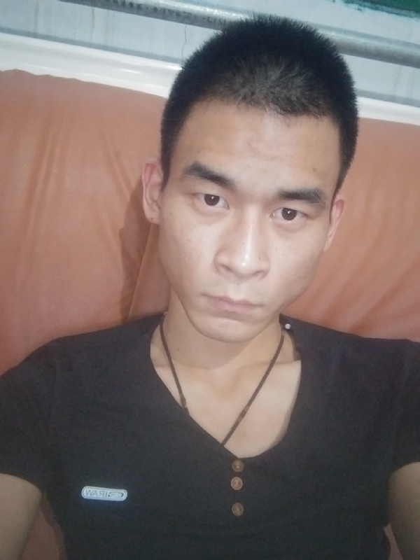 单身狗一枚的第二张照片--武汉相亲服务中心