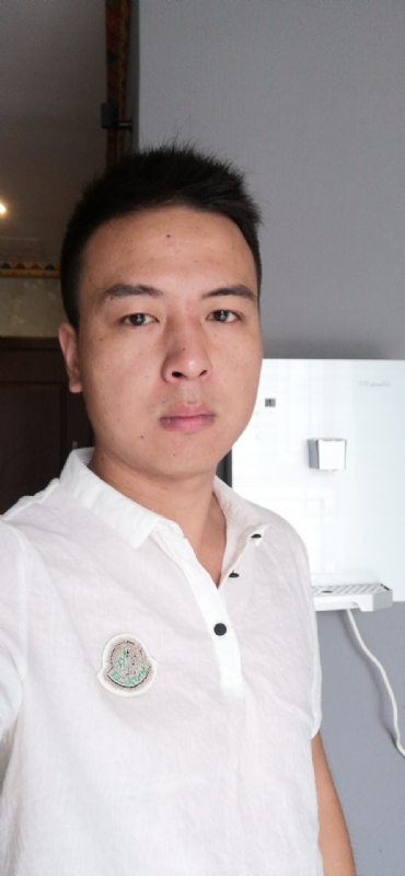 与卿共舞的第一张照片--武汉相亲服务中心