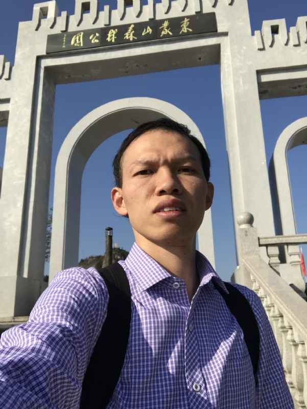 期待有缘的你的第二张照片--武汉相亲服务中心