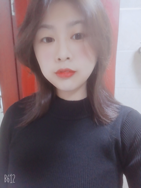 香菜的第一张照片--武汉相亲服务中心