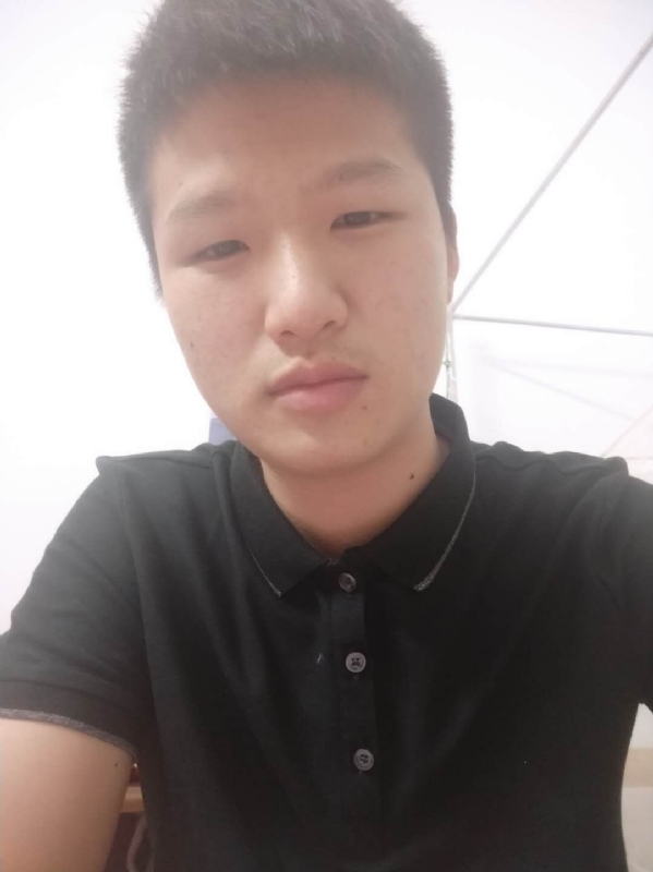 邓先生的第一张照片--武汉相亲服务中心
