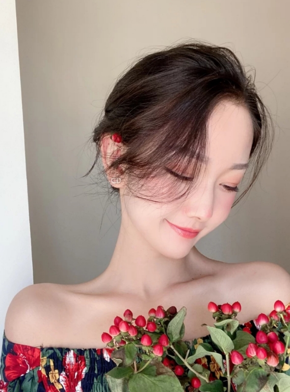 小诗vanessa的第二张照片--武汉相亲服务中心
