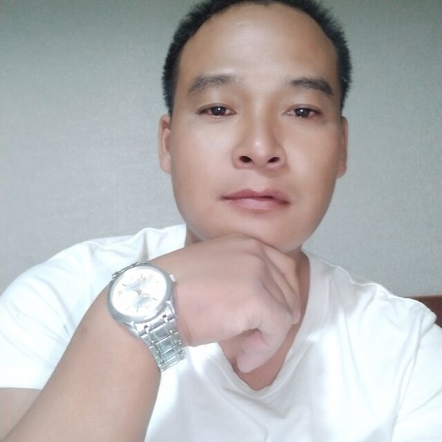 一点红的第一张照片--武汉相亲服务中心