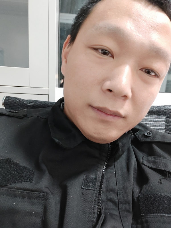 真实找人结婚的第二张照片--武汉相亲服务中心