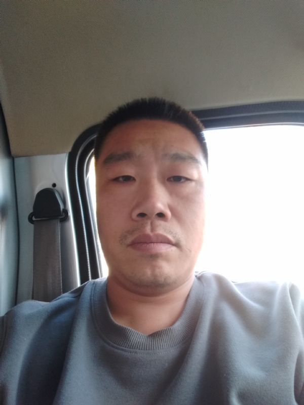 找到可爱的你的第一张照片--武汉相亲服务中心