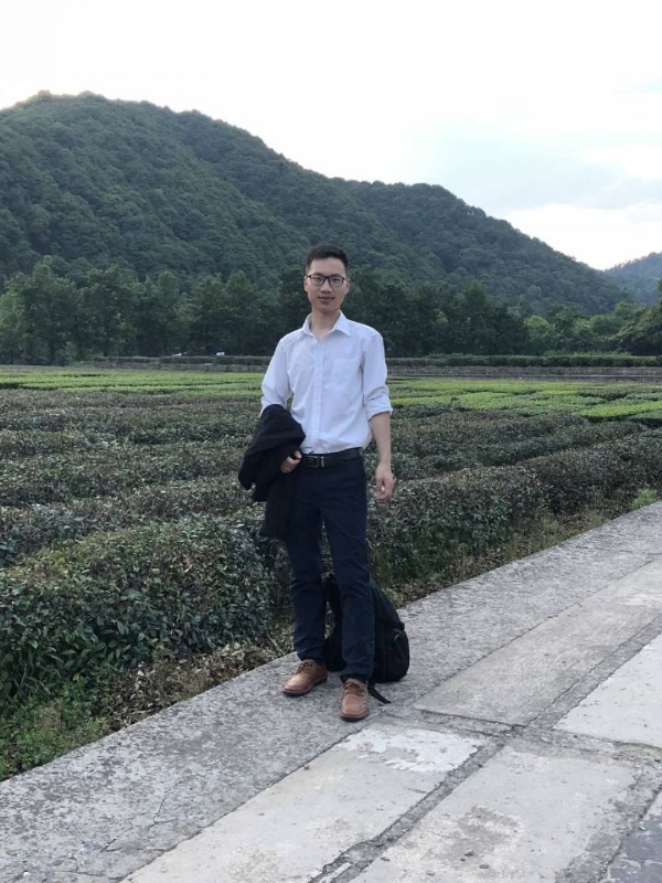 盛夏果实的第一张照片--武汉相亲服务中心