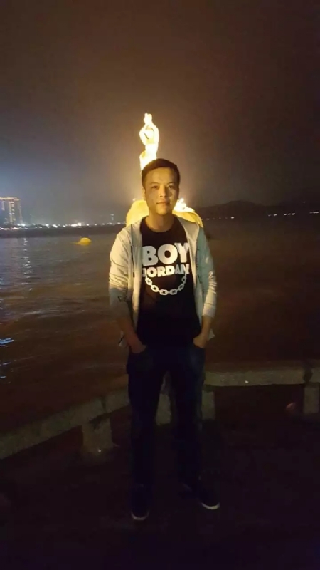 清风徐来。的第一张照片--武汉相亲服务中心