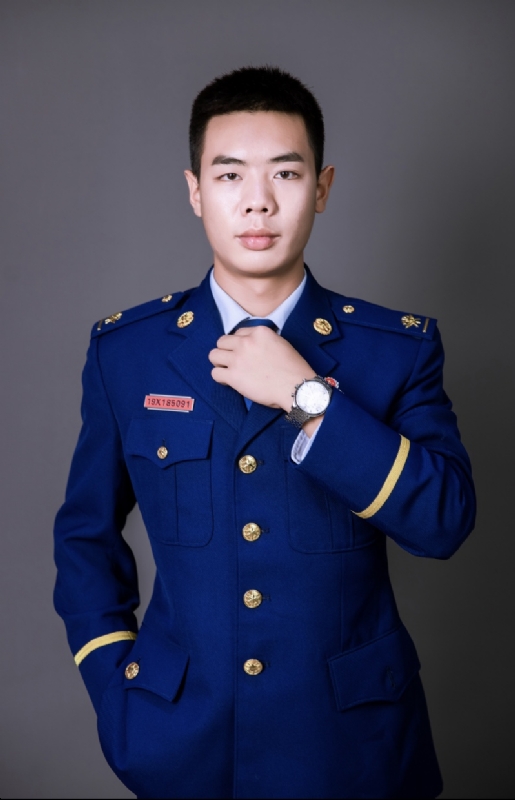 YANG的第一张照片--武汉相亲服务中心