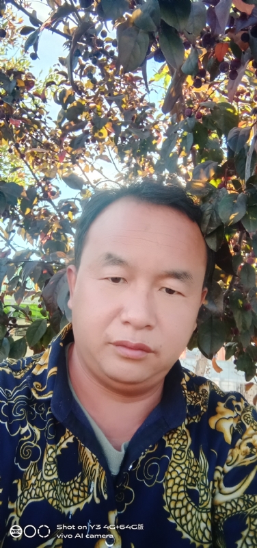 战狼的第一张照片--武汉相亲服务中心