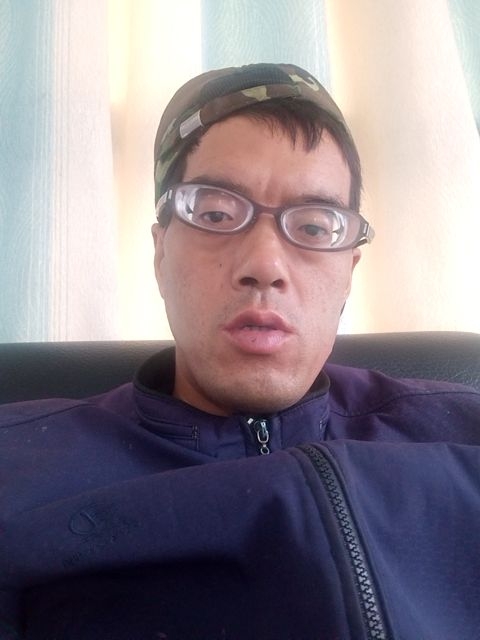等待有缘人的第三张照片--武汉相亲服务中心