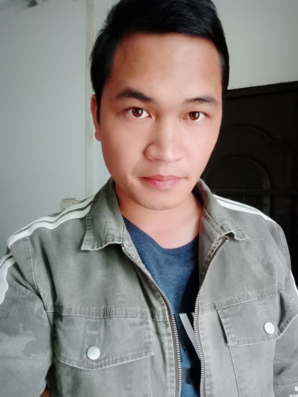 阿俊的第一张照片--武汉相亲服务中心